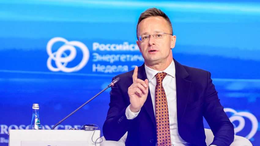 Canciller húngaro: Tendremos una ventaja competitiva tras el fin del conflicto ucraniano