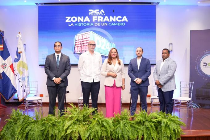 Cambios en Aduanas mejoran labores en las zonas francas
