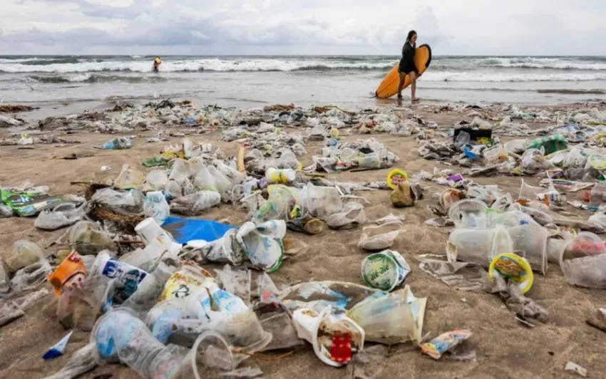 Prohibición foam no degradable fortalece reducción residuos