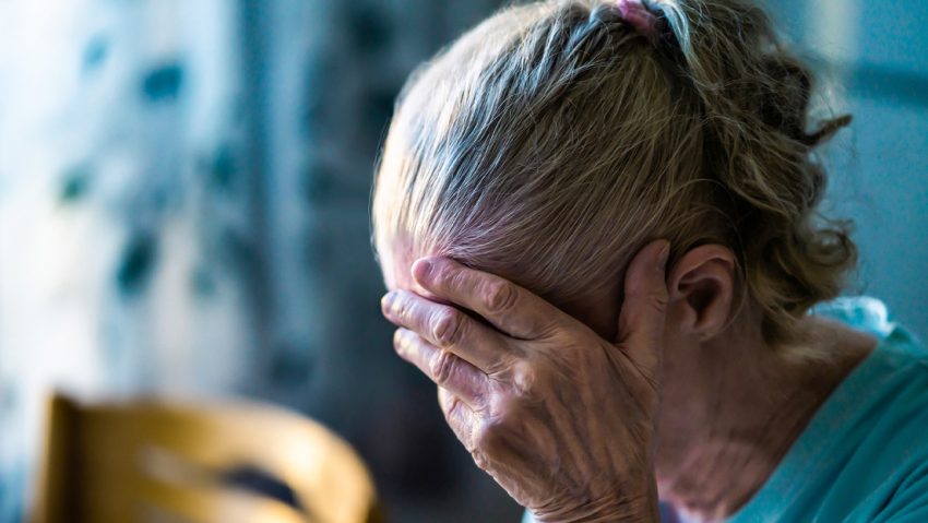 Hallan un factor poco evidente que podría adelantar el riesgo de demencia