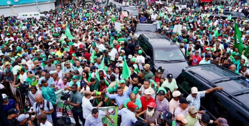 JCE intima a Fuerza del Pueblo por proselitismo simulando protesta