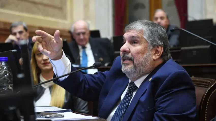 El Gobierno desafía a la oposición y ratifica que llevará la reforma laboral al Senado