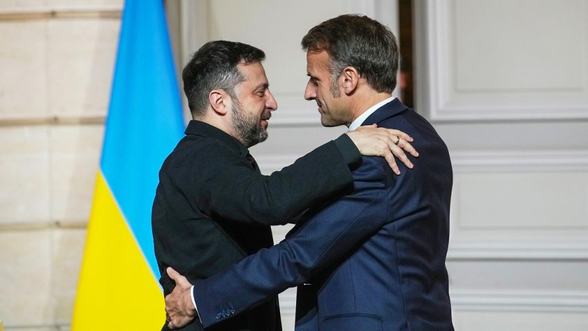 La traición a Ucrania de EE.UU.: filtran conversación de Macrón con líderes europeos