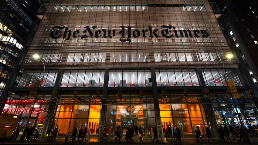 "Los verdaderos enemigos del pueblo": Trump acusa a The New York Times de ser una amenaza para EE.UU.