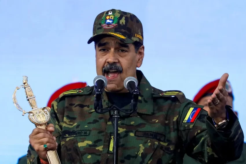 Nicolás Maduro ofrece cooperación a vecinos frente al despliegue militar de EE. UU. en el Caribe 🇻🇪🔒