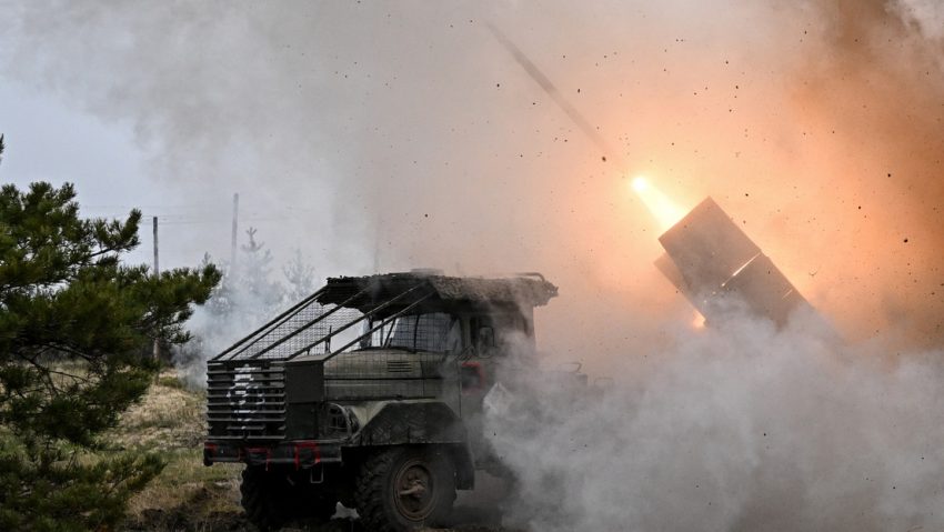 Rusia asesta un golpe hipersónico contra blancos de la industria militar y energética de Ucrania