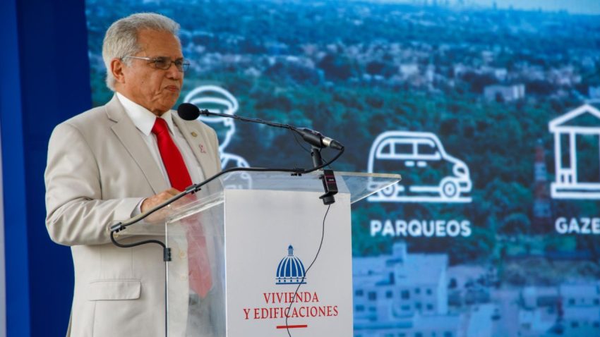 Resalta apoyo «decidido» del Presidente Abinader a la salud