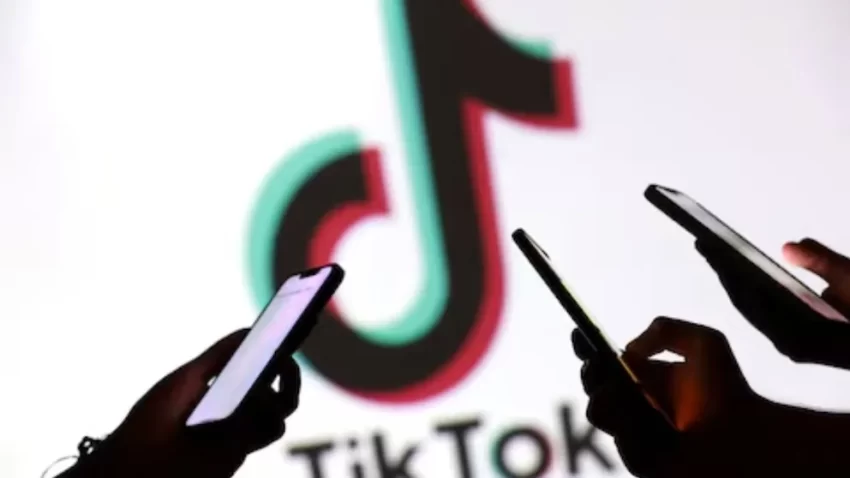 TikTok lanza Nearby Feed: así puedes descubrir restaurantes, planes y locales cerca de ti