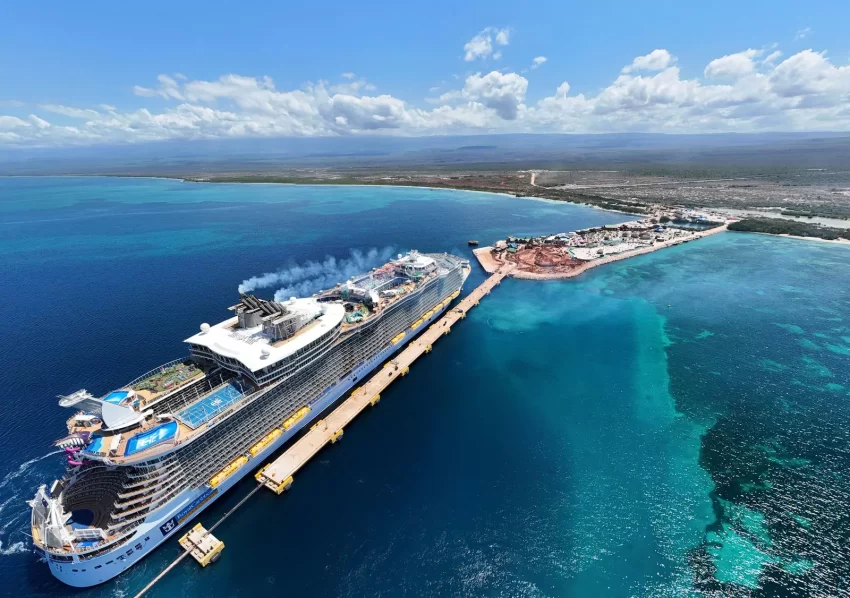 Cabo Rojo se afianza: recibe dos cruceros simultáneos por tercera vez