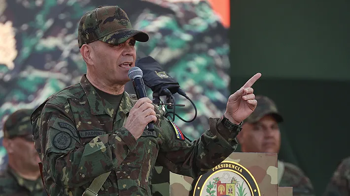 馃嚮馃嚜 Tensi贸n geopol铆tica: Vladimir Padrino L贸pez afirma que el futuro de Venezuela definir谩 el "nuevo orden mundial" 馃實馃獤