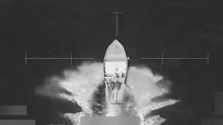 TENSIÓN EN EL PACÍFICO: GUARDIA COSTERA DE EE.UU. ABATE A TRIPULANTES DE UNA NARCOLANCHA EN OPERACIÓN ANTIDROGAS