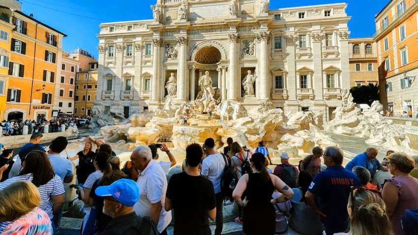 Italia comenzará a cobrar a los turistas por el acceso a la Fontana di Trevi