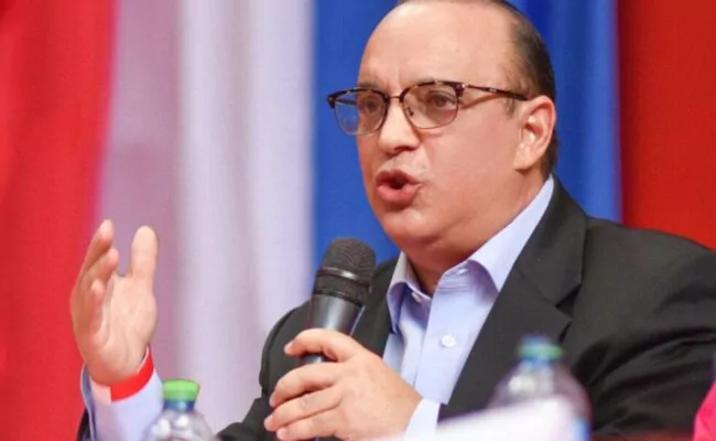 Presidente del PRSC advierte que improvisación, avaricia e inestabilidad moral empujan a la sociedad hacia el colapso