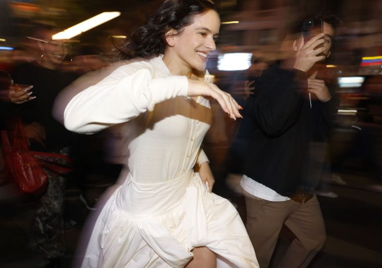 Rosalía y Bad Bunny, en la lista de los mejores discos de 2025 del New York Times