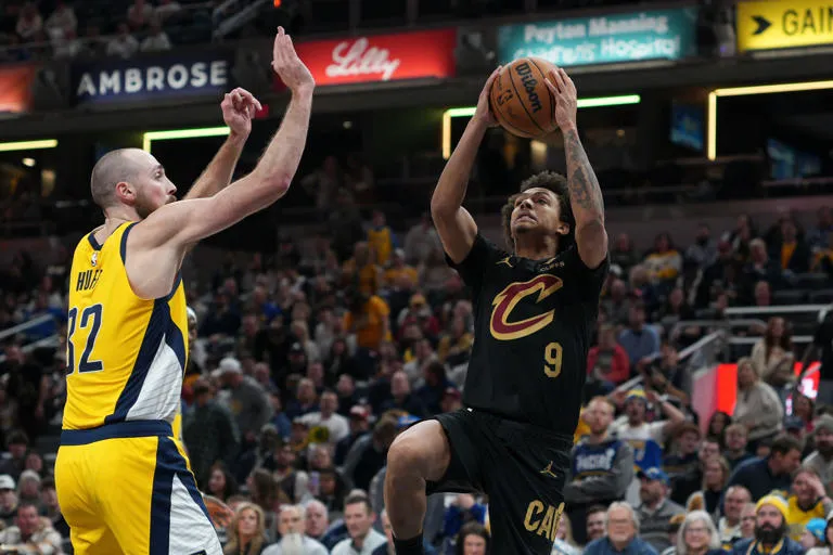 REMONTADA EN CLEVELAND: LOS CAVS HUNDEN A LOS PACERS EN SU 13ª DERROTA CONSECUTIVA