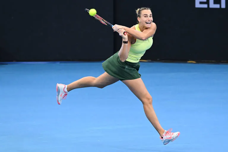 SABALENKA IMPONE SU TERRORÍFICA POTENCIA Y PONE EL ABIERTO DE AUSTRALIA EN LA MIRA