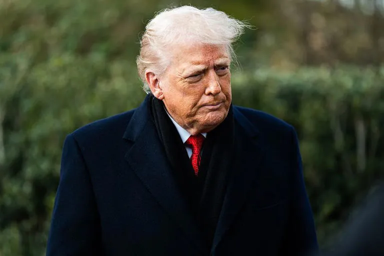 Ofensiva comercial: La administración Trump prepara un plan alternativo si la Corte Suprema frena los aranceles