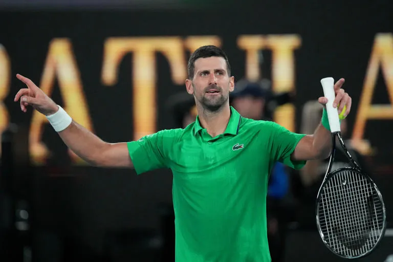 El Club de los 400: Djokovic iguala a Federer y hace historia en Melbourne