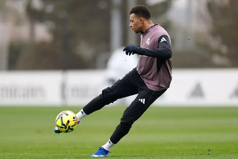 MBAPPÉ ESTÁ DE VUELTA: ENTRA EN LA CONVOCATORIA PARA ENFRENTAR AL LEVANTE