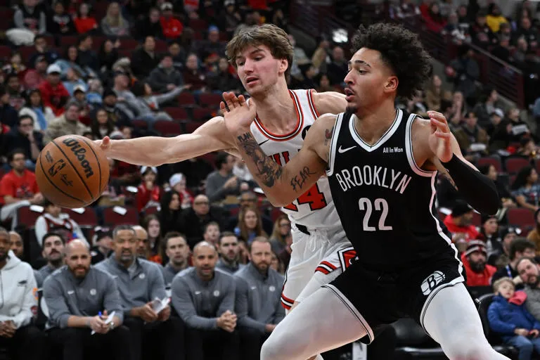 Los bulls imponen su ley en chicago y castigan la irregularidad de los nets