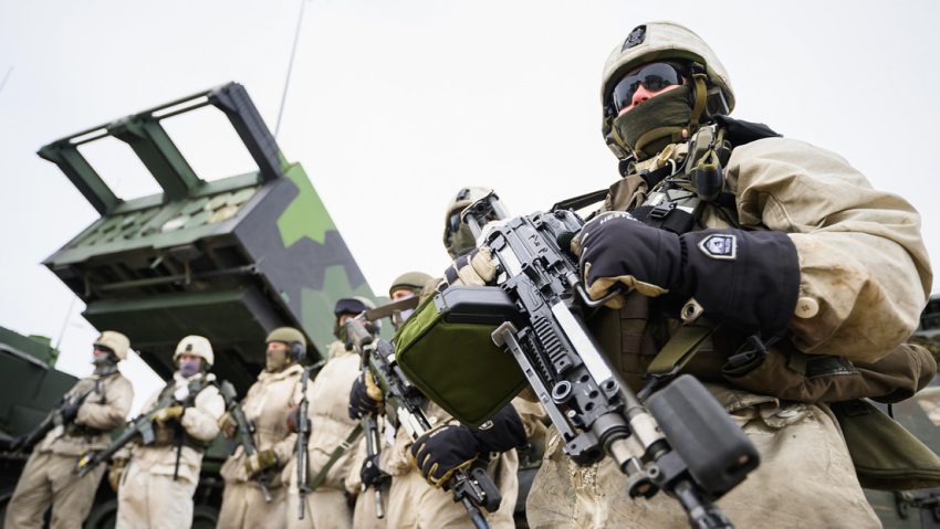 Analista: Finlandia se está convirtiendo en "trampolín militar" contra Rusia tras entrar en la OTAN