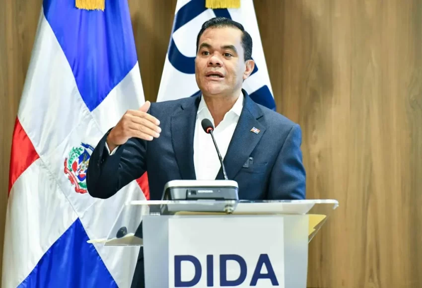 ELÍAS BÁEZ: EL DEFENSOR QUE LA SEGURIDAD SOCIAL NECESITABA