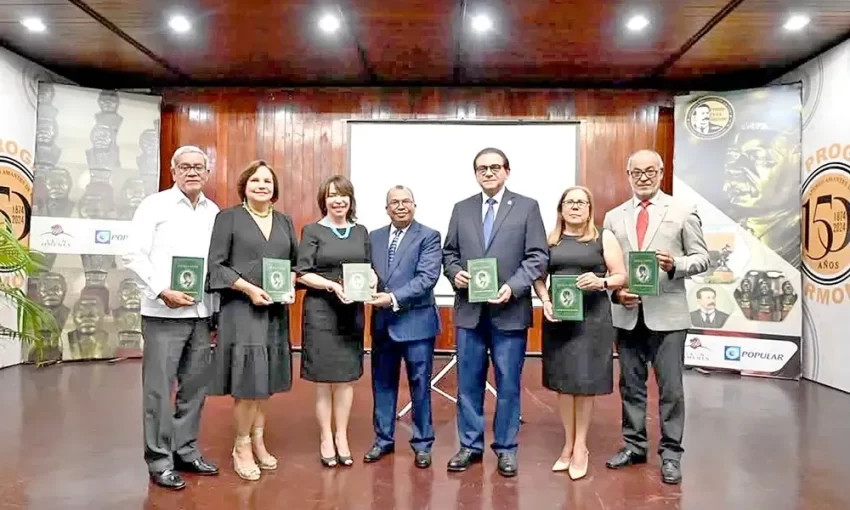 EL ATENEO DE SANTIAGO RINDE HOMENAJE A ERCILIA PEPÍN CON LA CIRCULACIÓN DE UNA NUEVA OBRA