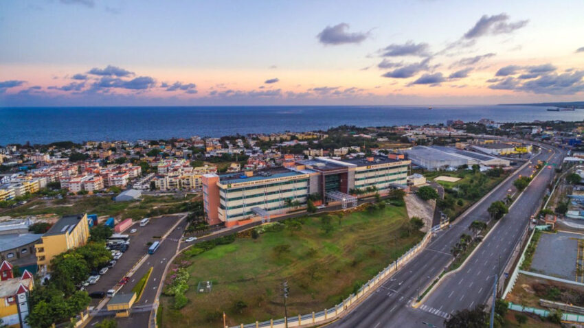 Iberia y Mitur han establecido un convenio para incrementar en un 30 por ciento la frecuencia de vuelos hacia la República Dominicana en 2026.