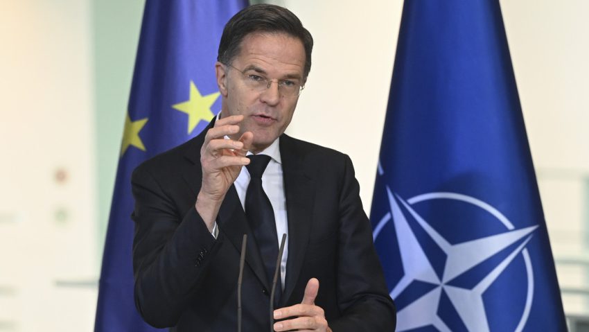 Jefe de la OTAN afirma que Groenlandia está lista para recibir más tropas estadounidenses