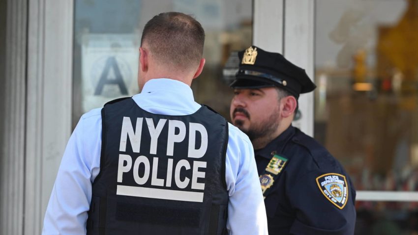 "Que los atiendan en otro sitio": hospital de Nueva York rechaza a detectives al confundirlos con agentes del ICE