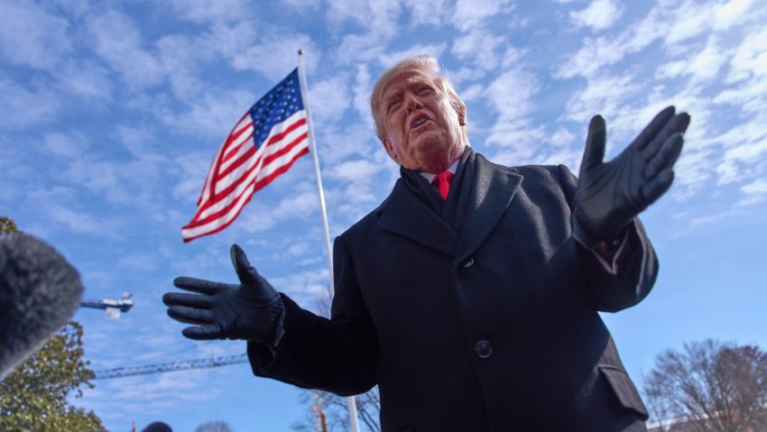 Trump: "Venezuela tiene la mayor reserva de petróleo del mundo, mayor que la de Arabia Saudita"