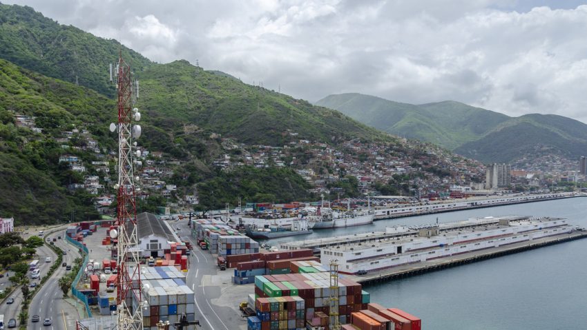 Venezuela anuncia su "primera exitosa operación en conjunto" con EE.UU.