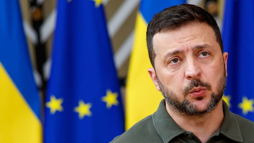 Zelenski se queja de que tiene que "arrebatar" paquetes de ayuda de EE.UU. y la UE