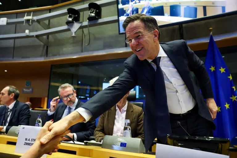 "Sigan soñando": Mark Rutte descarta una Europa militarmente independiente de EE. UU.