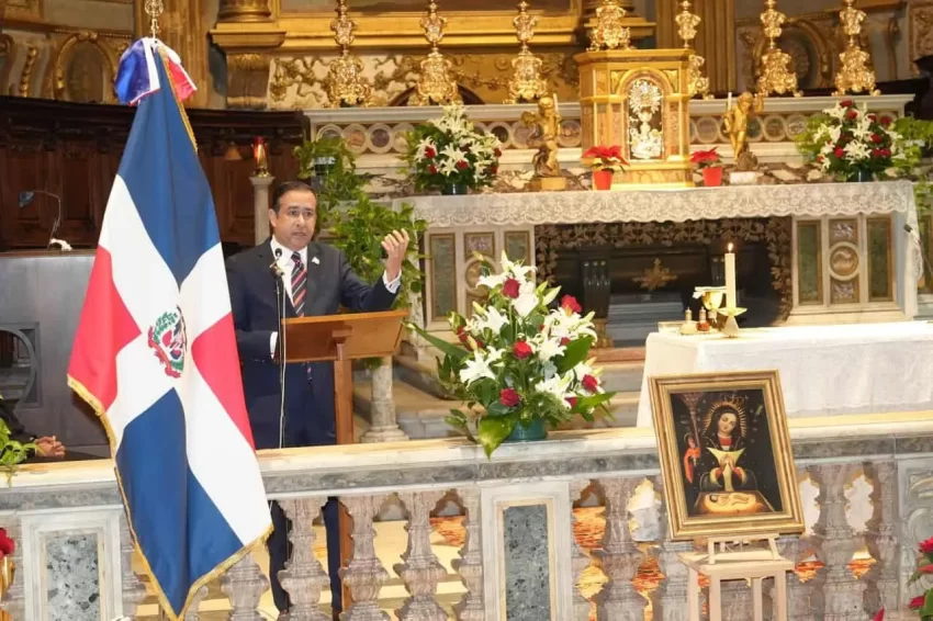 DOMINICANA BRILLA EN ROMA: MISA Y ARTE EN UN EVENTO MULTICULTURAL ANTE LA SANTA SEDE