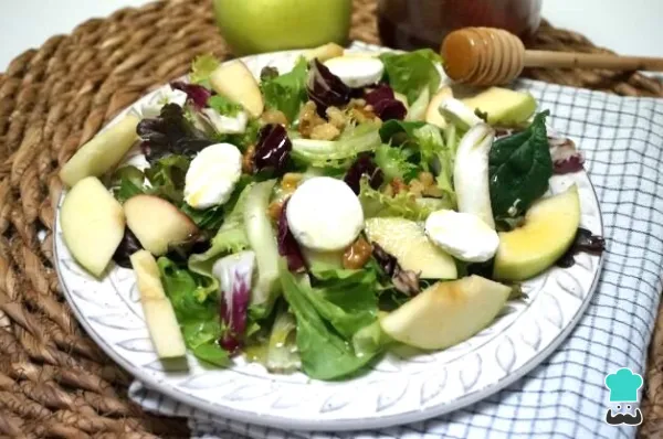 Receta de Ensalada de manzana y queso
