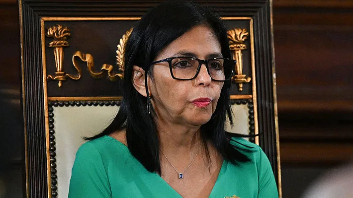 DELCY RODRÍGUEZ TOMA EL MANDO: LAS ATRIBUCIONES DE LA NUEVA PRESIDENTA ENCARGADA