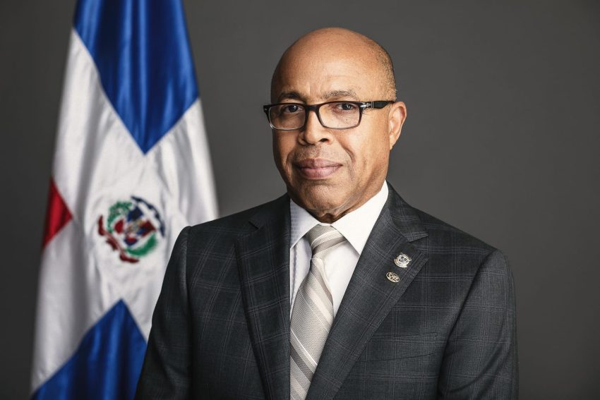 Pacheco truena contra recientes cambios hechos por Abinader; denuncia nuevos funcionarios están cancelando verdaderos perremeístas