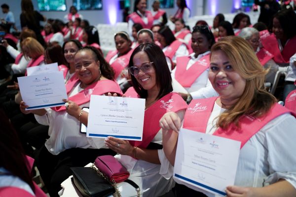 Supérate fortalece estrategia de inclusión social en Dominicana