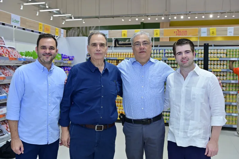 ECONOMÍA LOCAL: Merca Jumbo abre sus puertas en Cienfuegos, Santiago