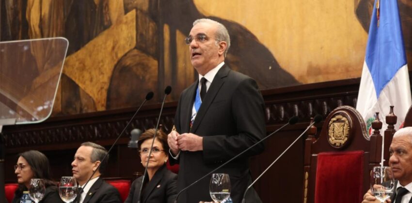 Luis Abinader resalta récord de 11.7 millones de turistas en la rendición de cuentas 2026