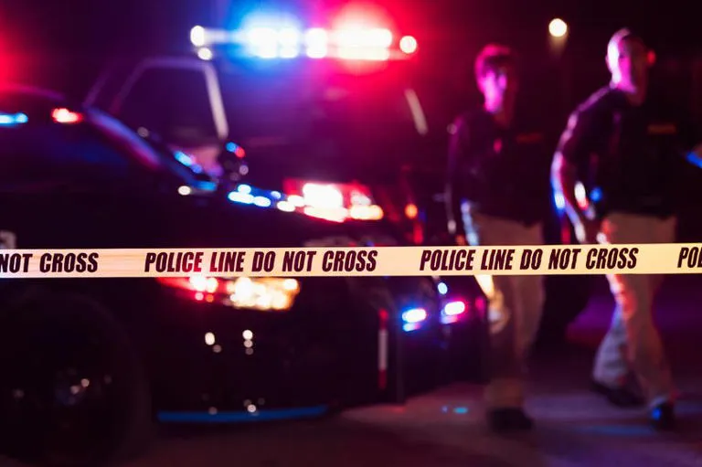 CALIFORNIA: FBI y escuadrón Hazmat allanan una vivienda tras el hallazgo de "objetos misteriosos"