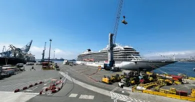 Crucero Viking Jupiter recala a Valparaíso