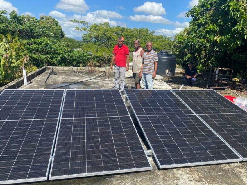 Coalición señala que la normativa establece un gravamen del 25% sobre la energía solar que se inyecta a la red.