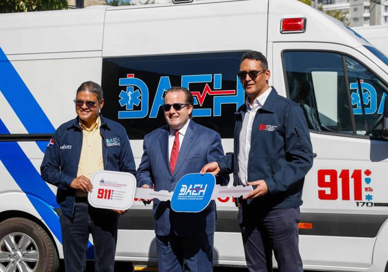 Sistema 911 entrega 50 modernas ambulancias a la DAEH para fortalecer la atención a las emergencias ciudadanas