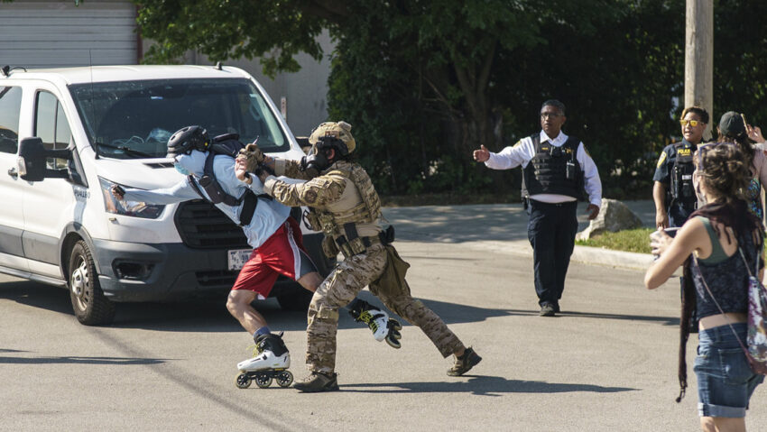 Juez de EE. UU. declara ilegal la política de Trump de deportar migrantes a terceros países