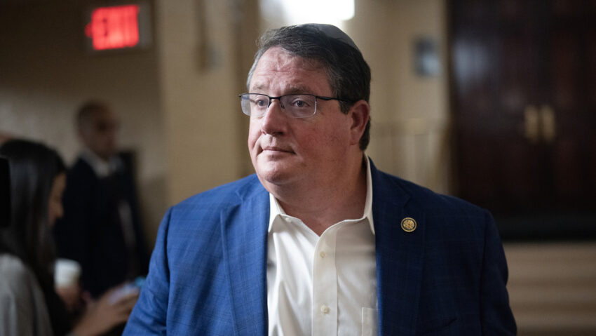 "La elección entre perros y musulmanes no es difícil": Incendiario comentario pone en la diana a un congresista de EE.UU.