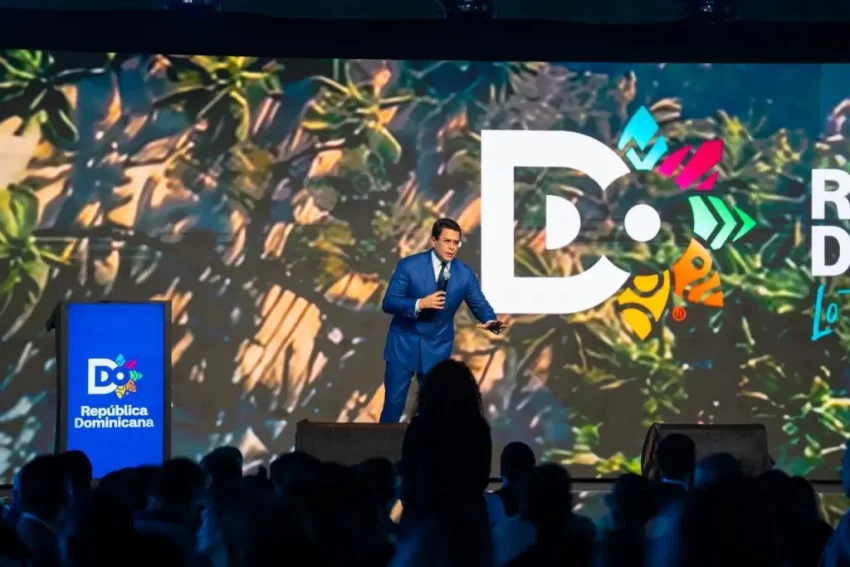 Ministro de Turismo resalta lo mejor de RD en Colombia: cuarto país emisor de turistas