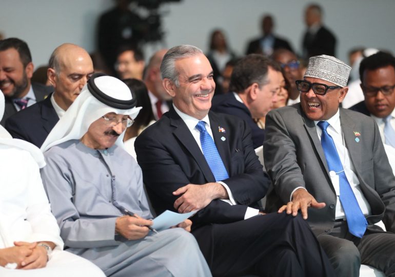 Presidente Abinader afirma que RD se consolida como centro logístico estratégico para el comercio internacional