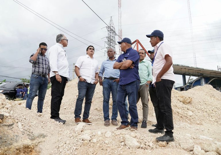 Más agua para los barrios: Fellito Suberví anuncia soluciones rápidas a 28 sectores del Gran Santo Domingo
